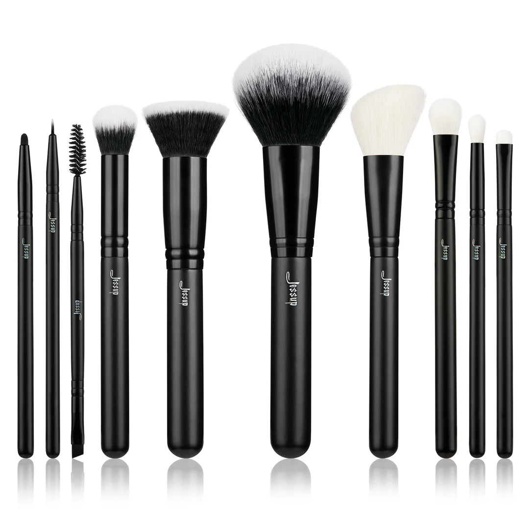 Customary Brush Set Jessup