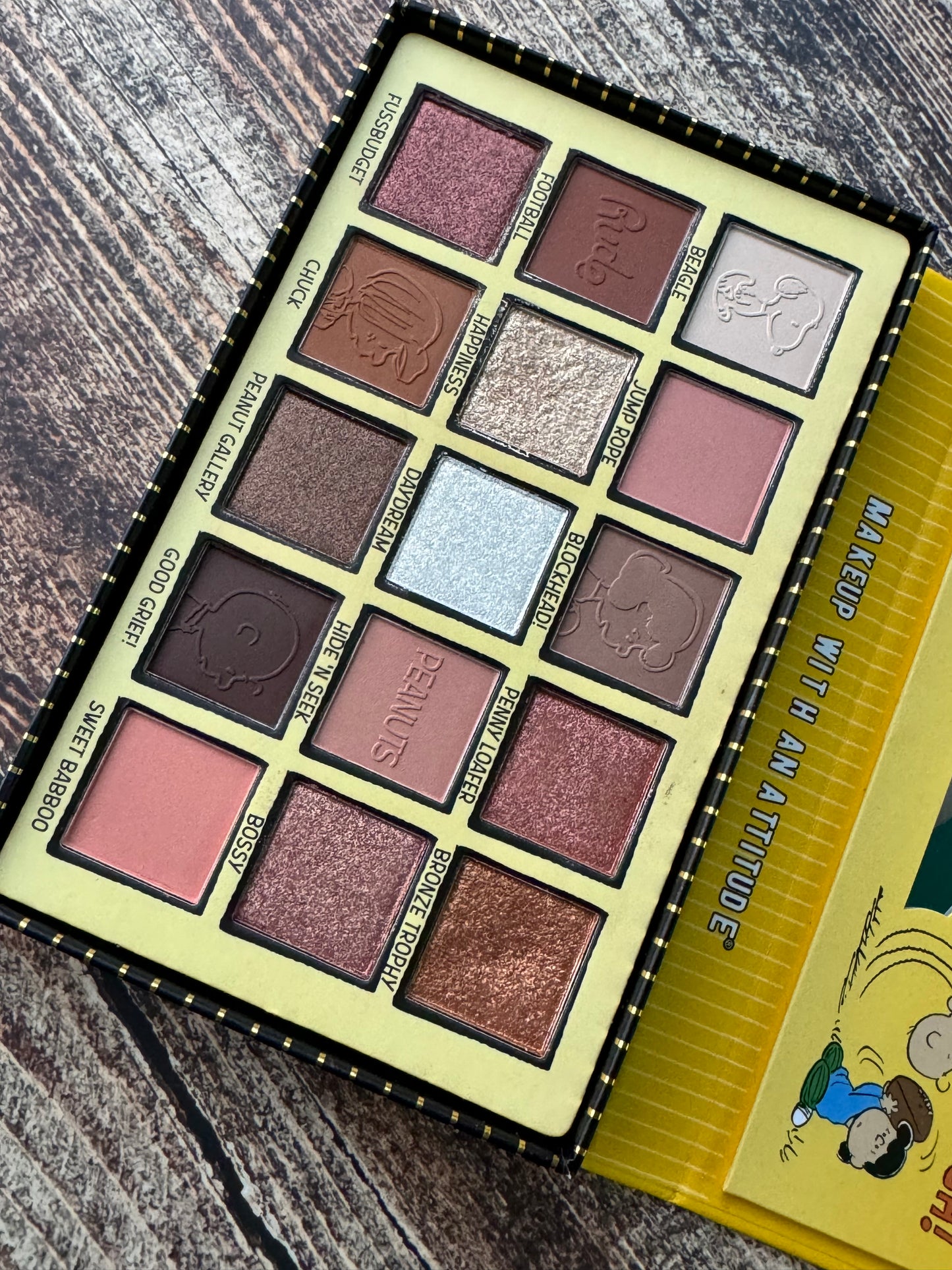 Paleta sombras Peanuts Rude Cosmetics