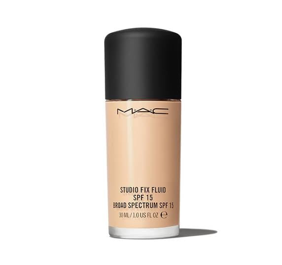 Base Studio Fix Mac Cosmetics